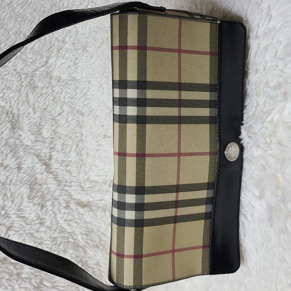 FINAL Sale.…….💯 Authentic Burberry Shoulder Bag - Picture 5 of 14